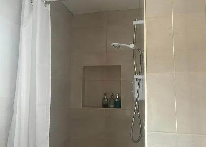 Carratraw Apartment *